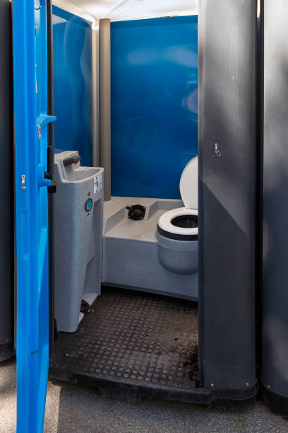 Best Portable restroom trailer rental  in Corsicana, TX